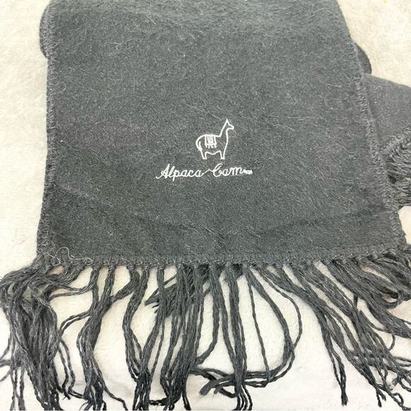 Alpaca wool scarf with fringes black - Picture 1 of 4